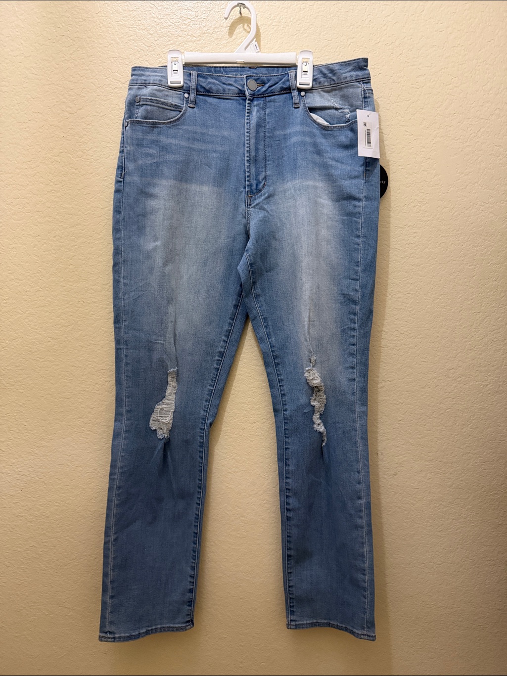Articles Of Society Light Blue Straight Distressed Jeans
